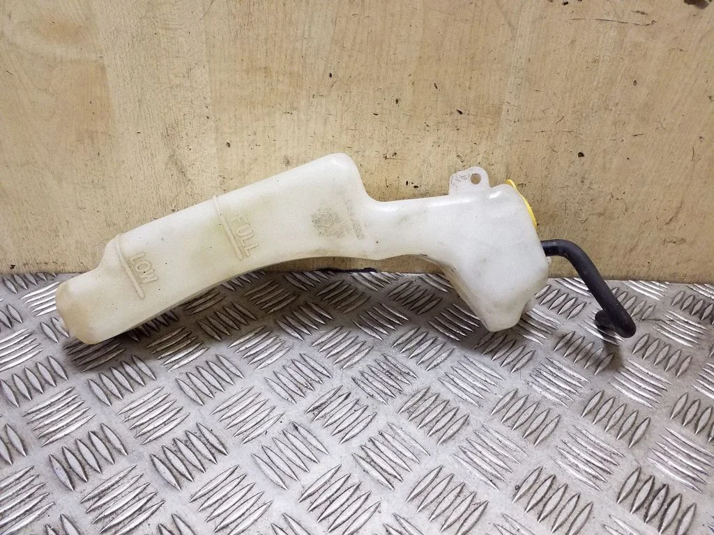 Coolant expansion tank/reservoir 45153AJ000 – Subaru Outback (2009-2014)