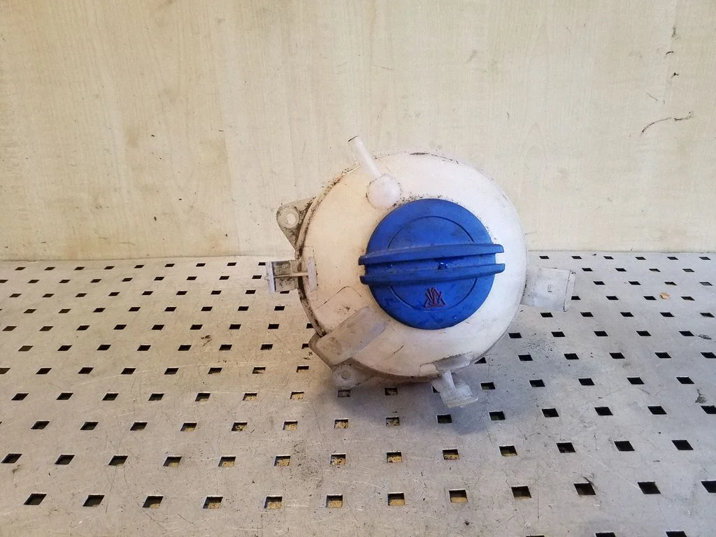 Coolant expansion tank/reservoir 1K0121407A