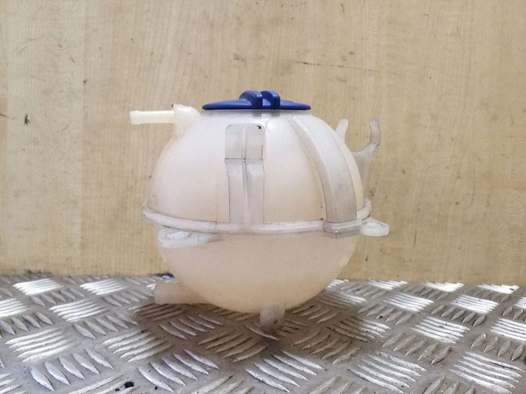 Coolant expansion tank/reservoir 1K0121407A