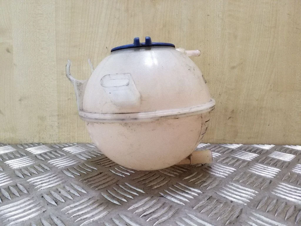 Coolant expansion tank/reservoir 1K0121407A