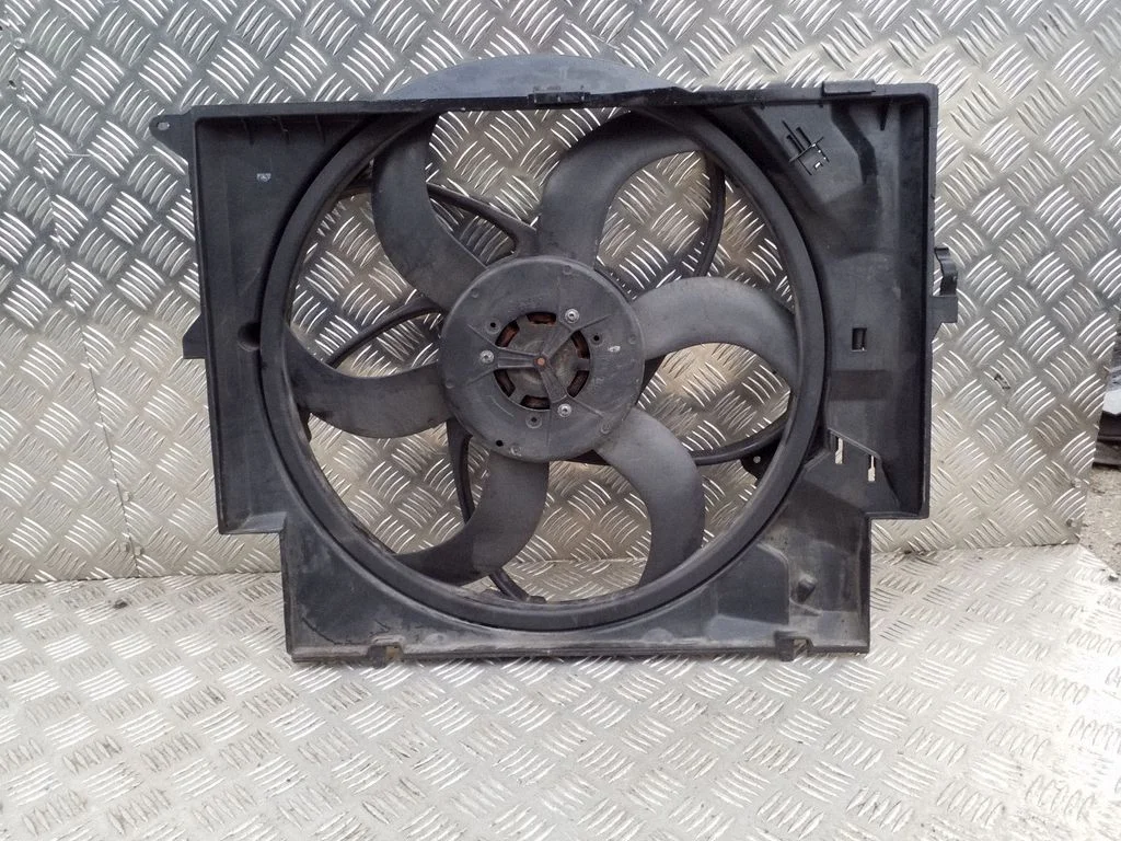 Electric radiator cooling fan 16326937515