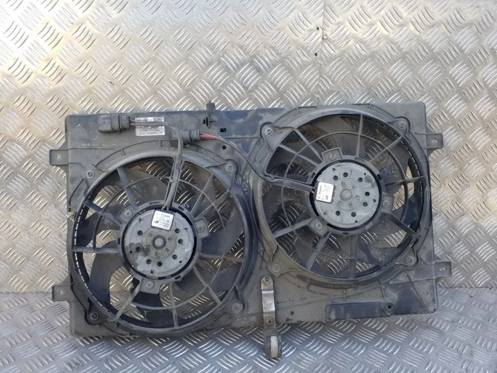 Radiaatori ventilaatori difuusor – Ford Galaxy (2000-2006)