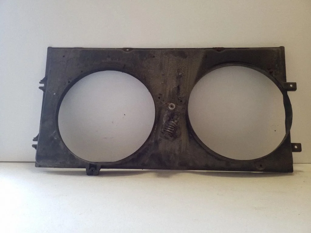 Radiator cooling fan shroud 701121207B