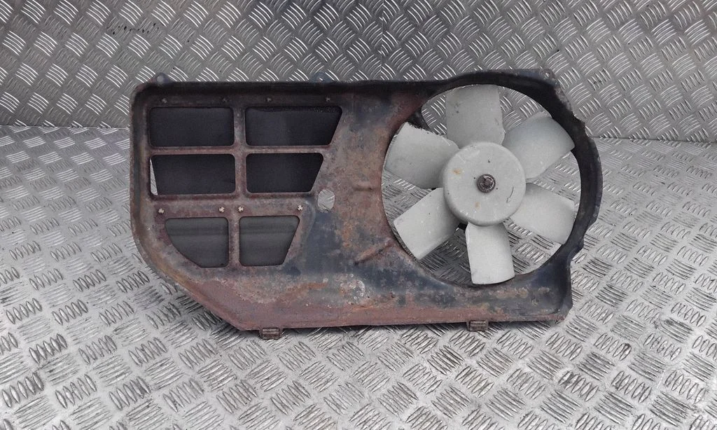 Radiator cooling fan shroud 0130107237