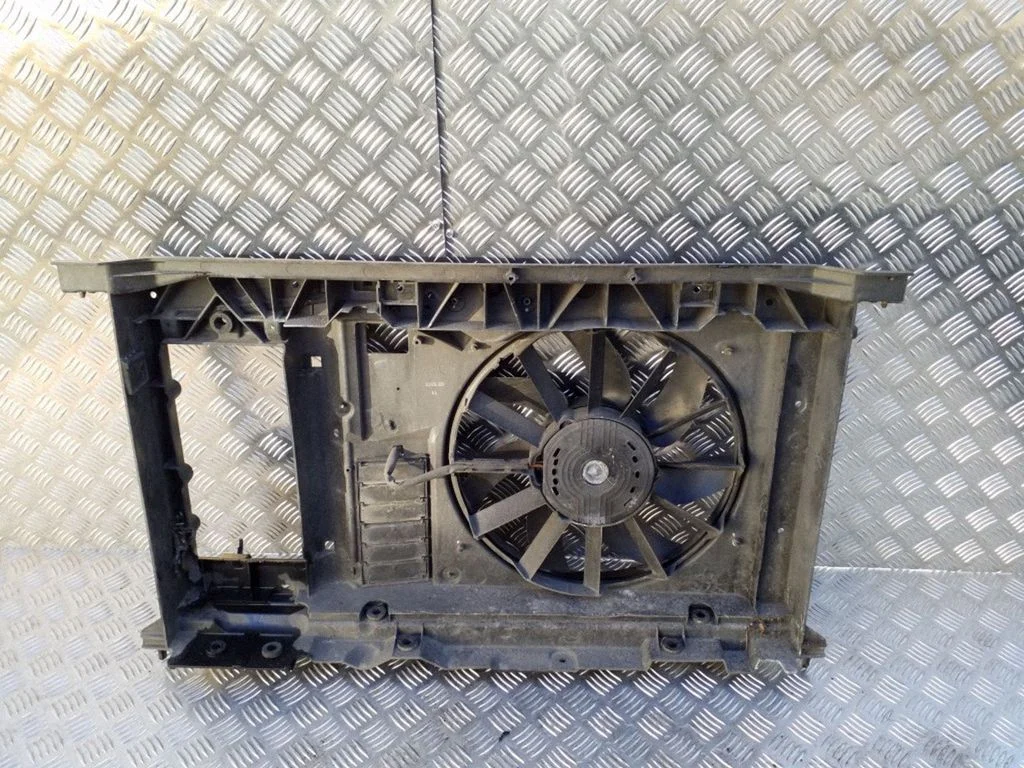 Radiator cooling fan shroud 9680354280