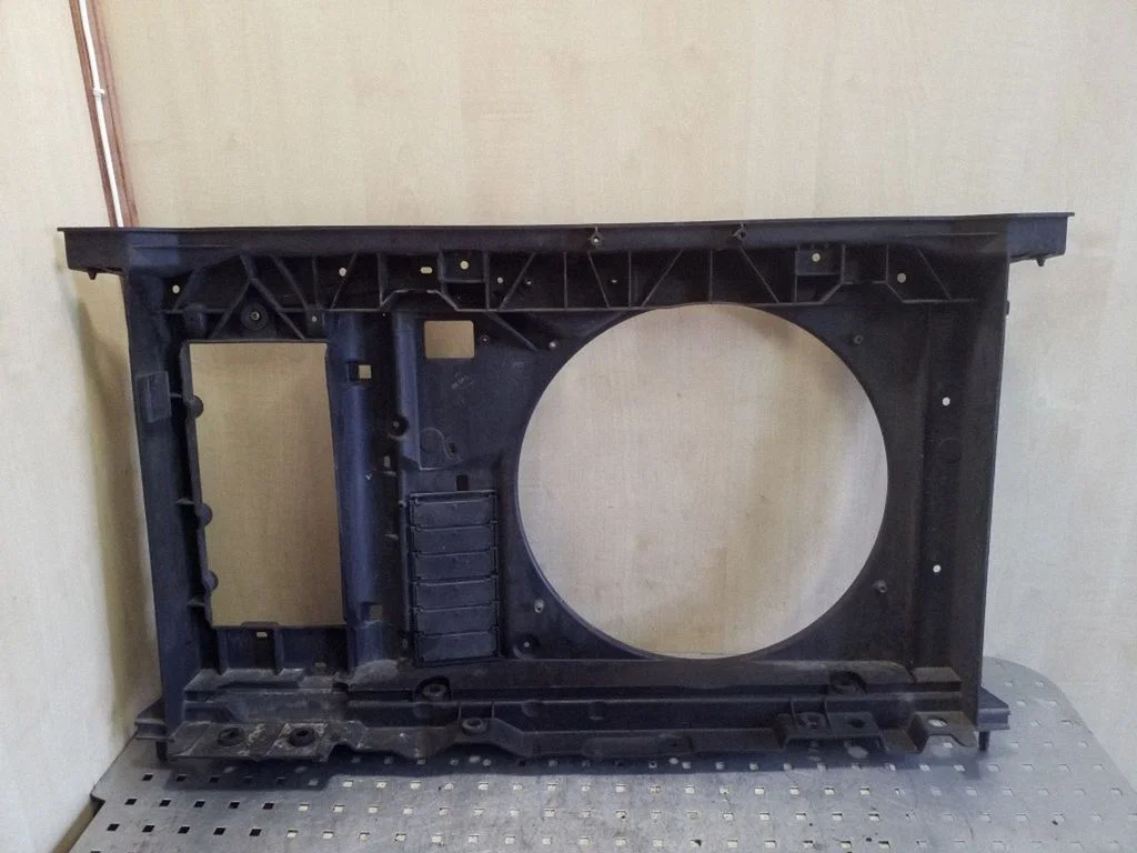 Radiator cooling fan shroud 1709001300