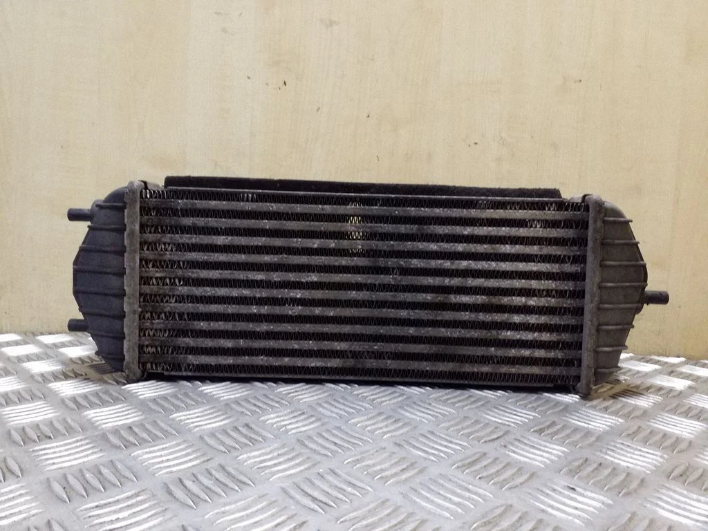 Intercooler radiator 282702A850