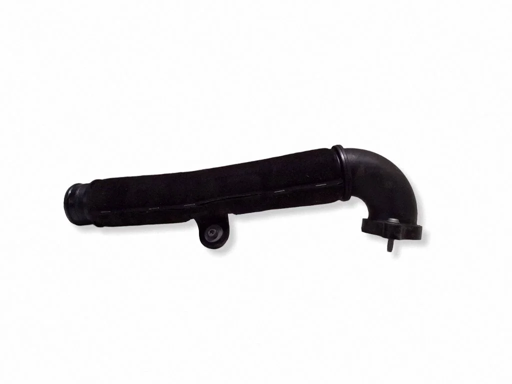 Intercooler hose/pipe 04L145762AD