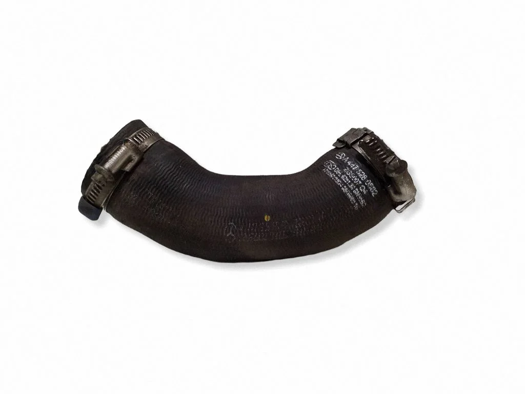Interkūlerio žarna (-os)/ vamzdelis (-iai)