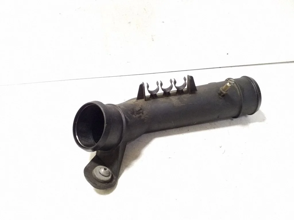 Intercooler hose/pipe 3C0145770B