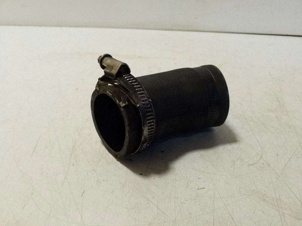 Intercooler hose/pipe 5N0145828E