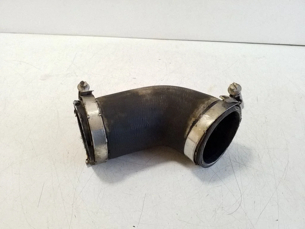 Intercooler hose/pipe 5N0145833