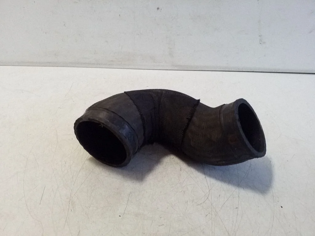 Vahejahuti voolik (-ud)/ toru (-d) 3W0145832E – Bentley Continental (2003-2017)