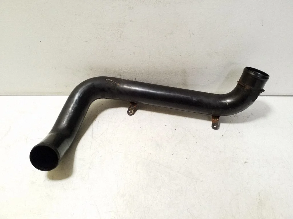 Intercooler hose/pipe