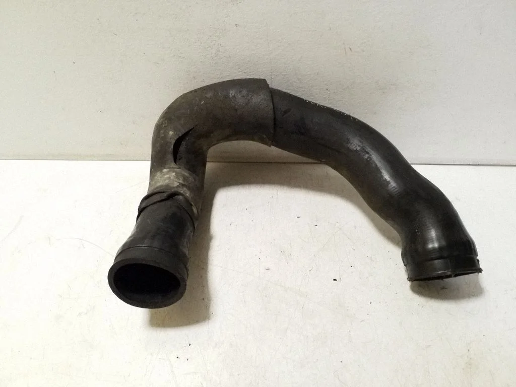 Intercooler hose/pipe 4B0145746D