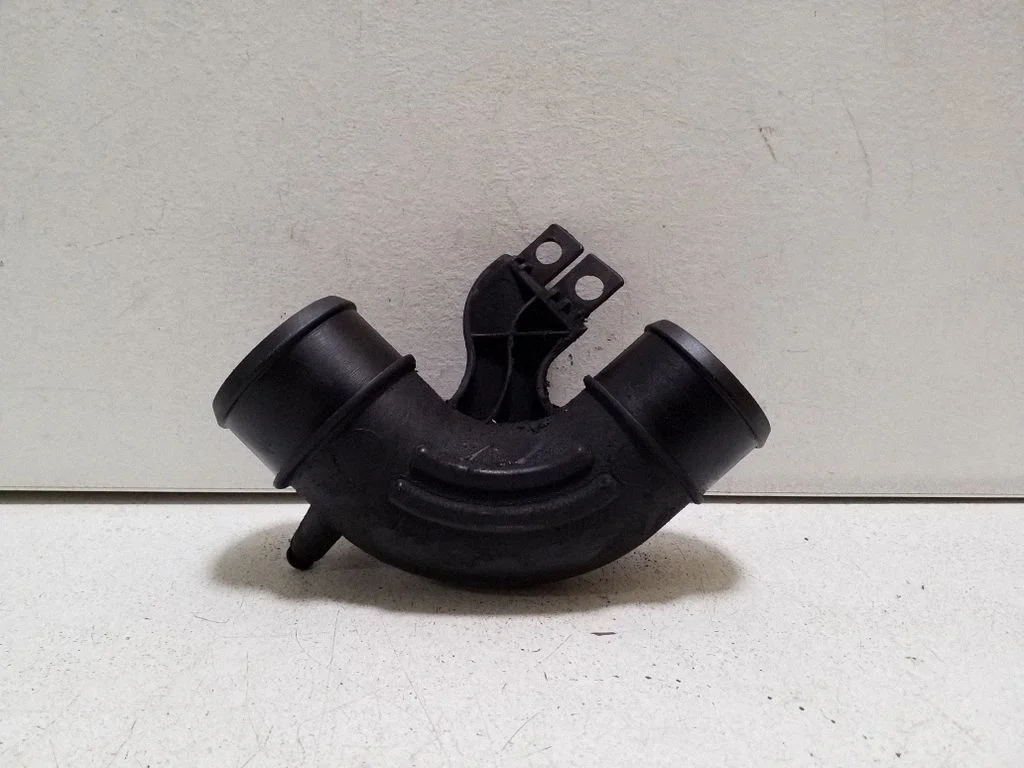 Intercooler hose/pipe – Mercedes-Benz ML-Class W163 (1997-2005)