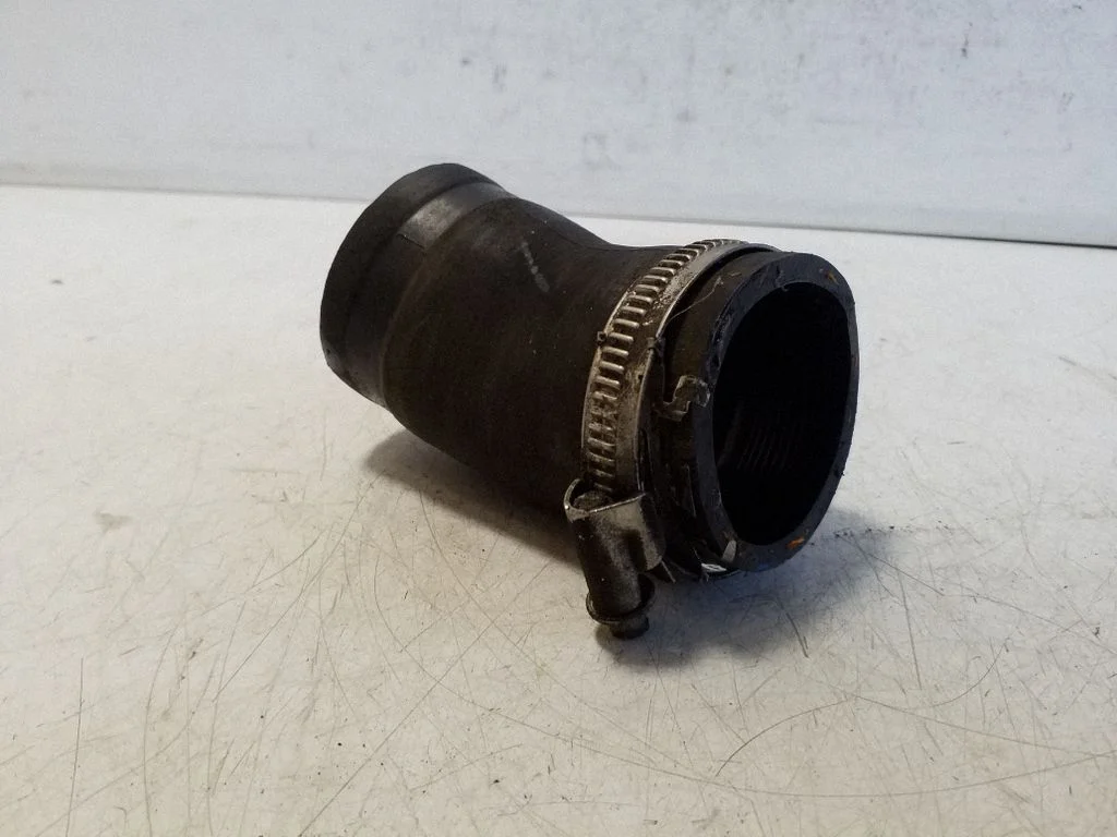 Wąż / rura intercoolera 5N0145828F