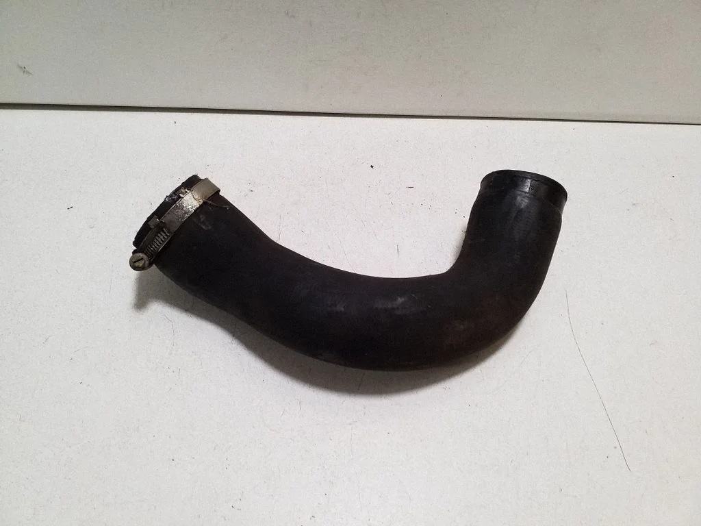Wąż / rura intercoolera 5N0145834G