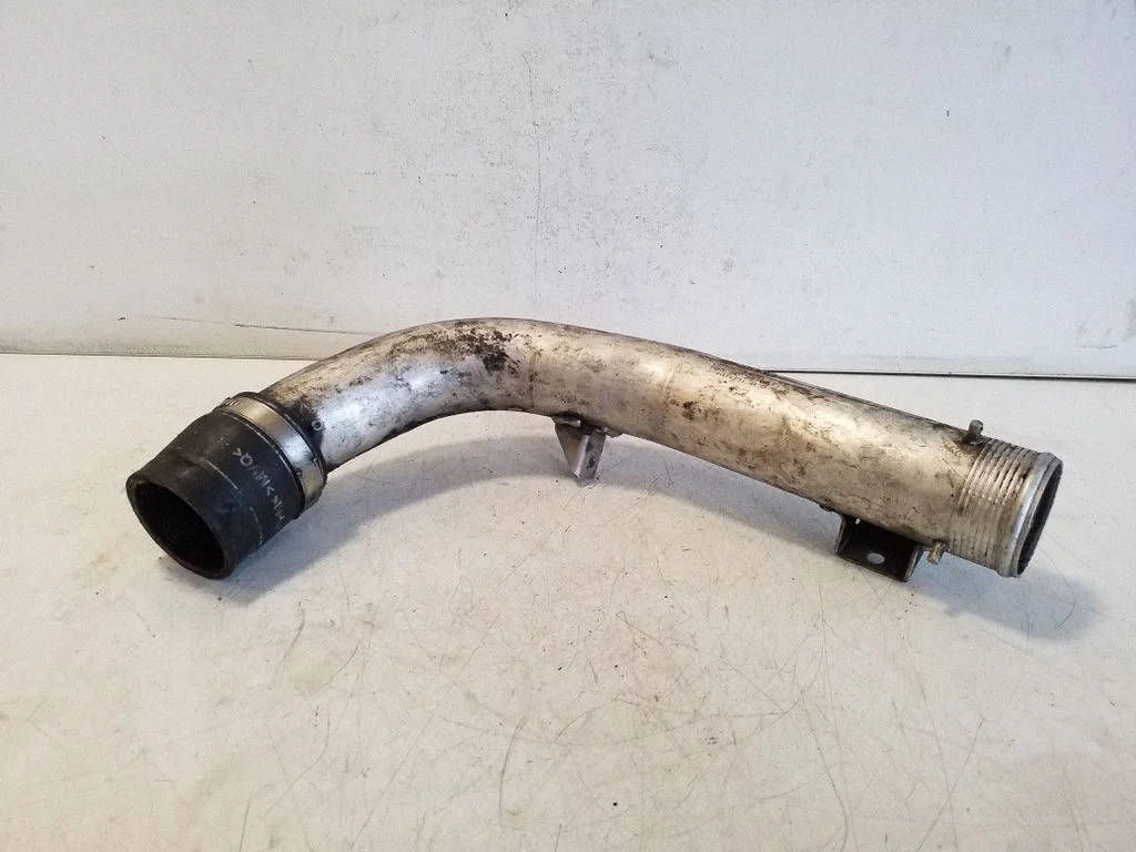 Intercooler hose/pipe 059145731AK