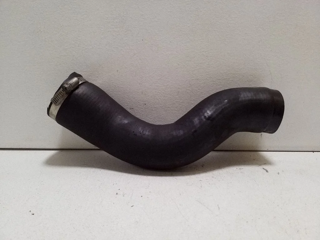 Intercooler hose/pipe – Mitsubishi L200 (2015-)