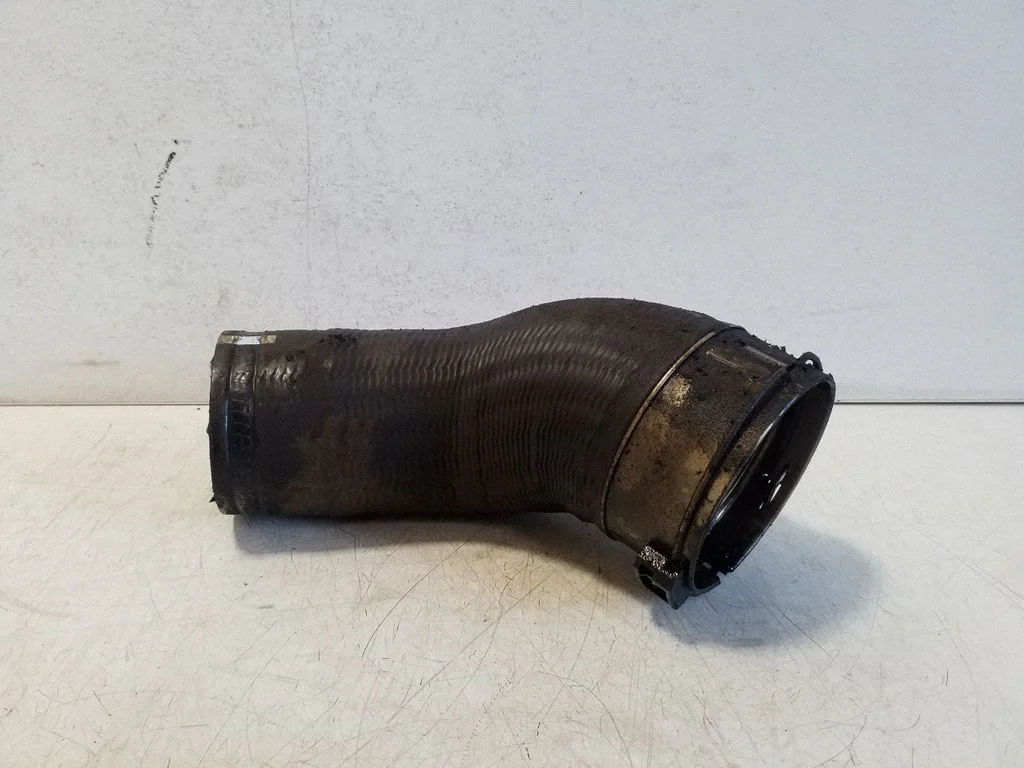 Intercooler hose/pipe