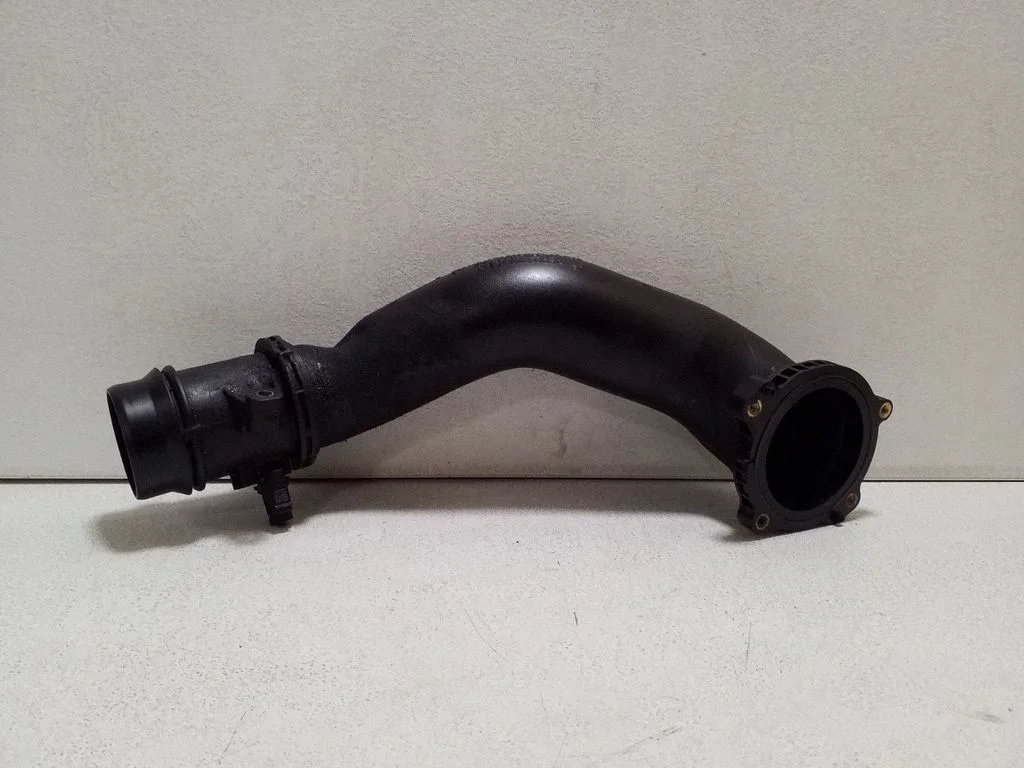 Intercooler hose/pipe A6510900242