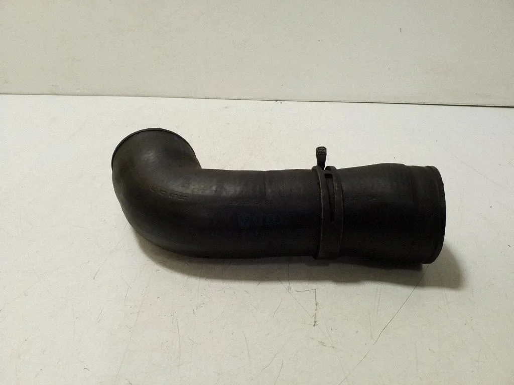 Intercooler hose/pipe 1H0145834G