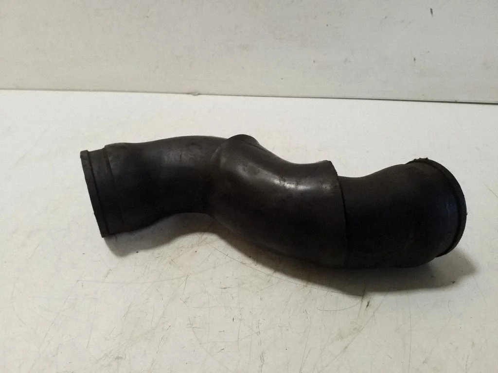Intercooler hose/pipe 1H0145834C