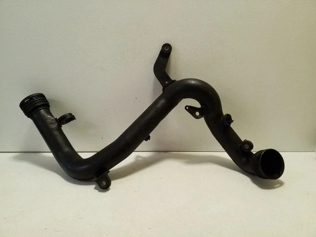 Intercooler hose/pipe 1K0145770B