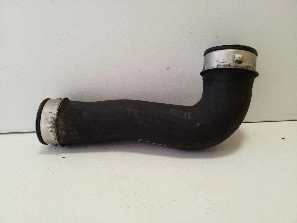 Wąż / rura intercoolera – Volkswagen Passat B6 (2005-2010)