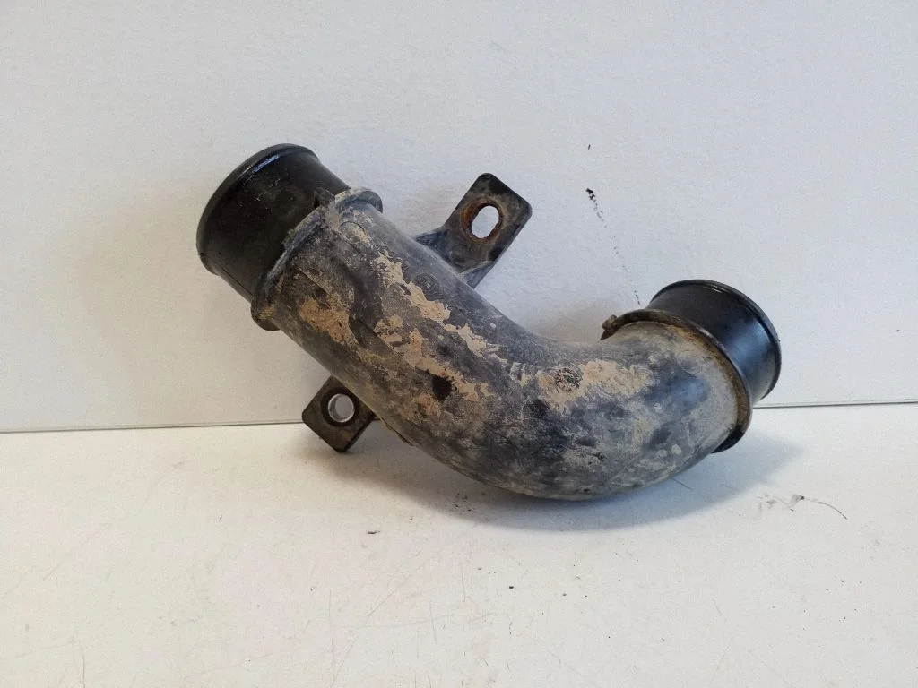 Intercooler hose/pipe