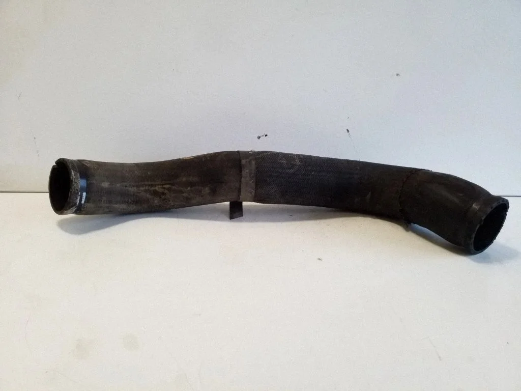 Intercooler hose/pipe