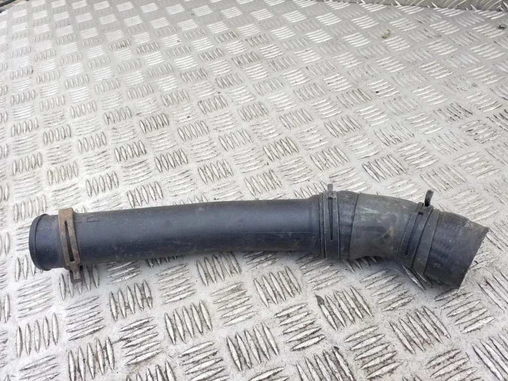 Intercooler hose/pipe 7M3145957G