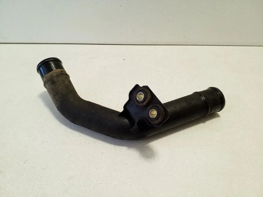 Intercooler hose/pipe