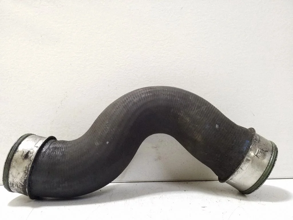 Intercooler hose/pipe