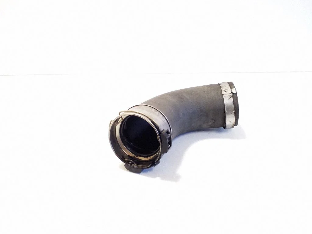 Intercooler hose/pipe