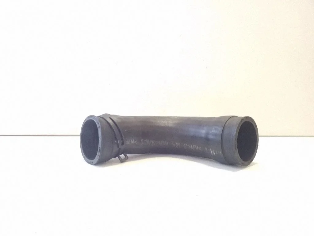 Intercooler hose/pipe 7M0145840B