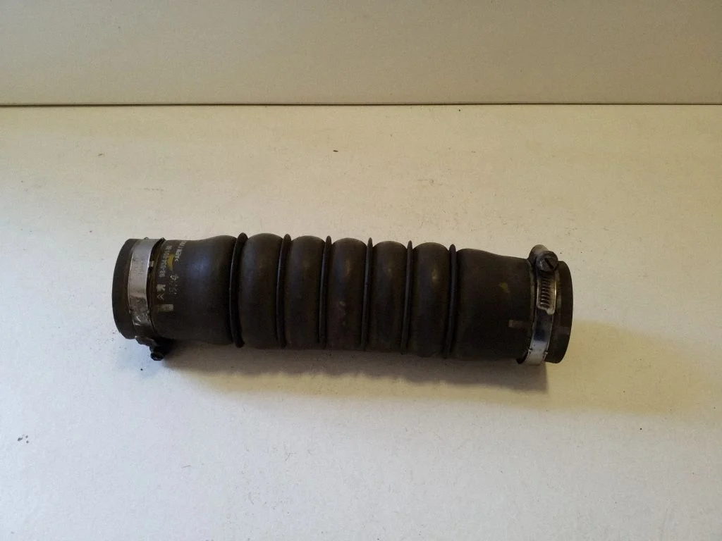 Wąż / rura intercoolera 9803400180