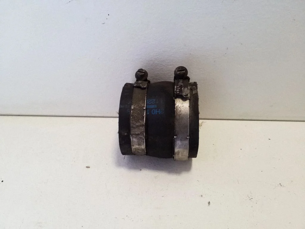 Intercooler hose/pipe 2H0145709