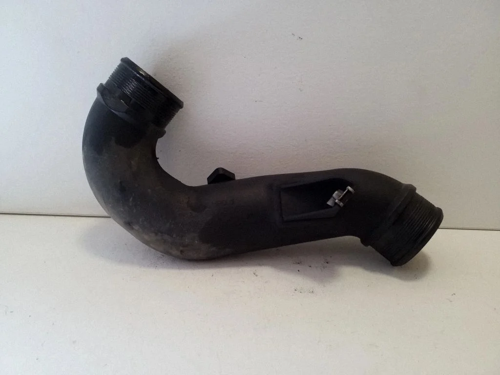 Intercooler hose/pipe 2H0145955