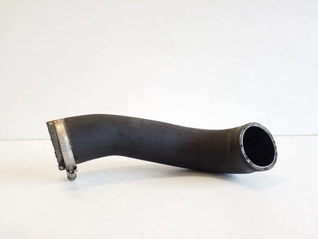 Intercooler hose/pipe 5N0145832M