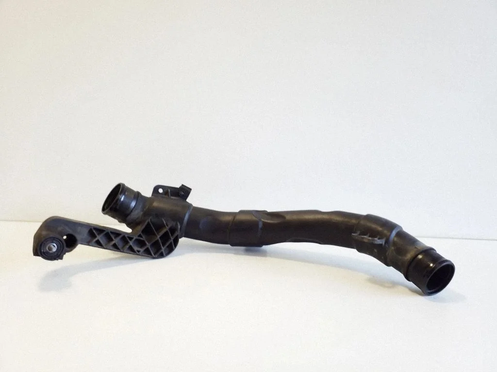 Intercooler hose/pipe 5N0145840H