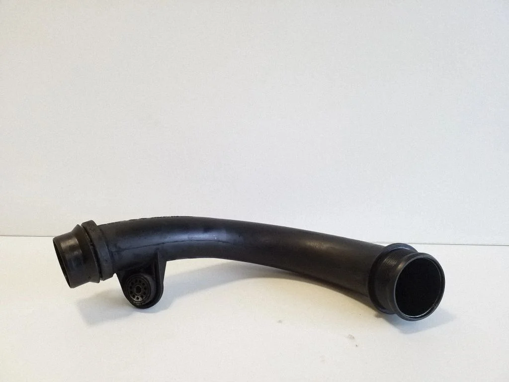 Intercooler hose/pipe 7E0145762C