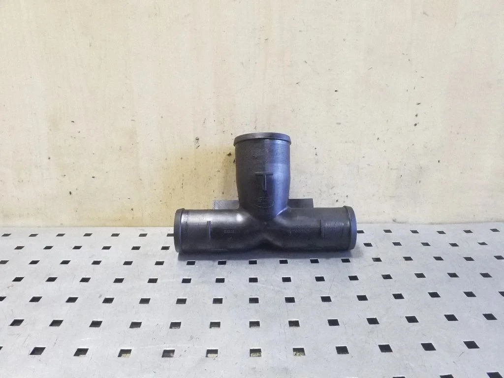 Intercooler hose/pipe CPLA6K769C