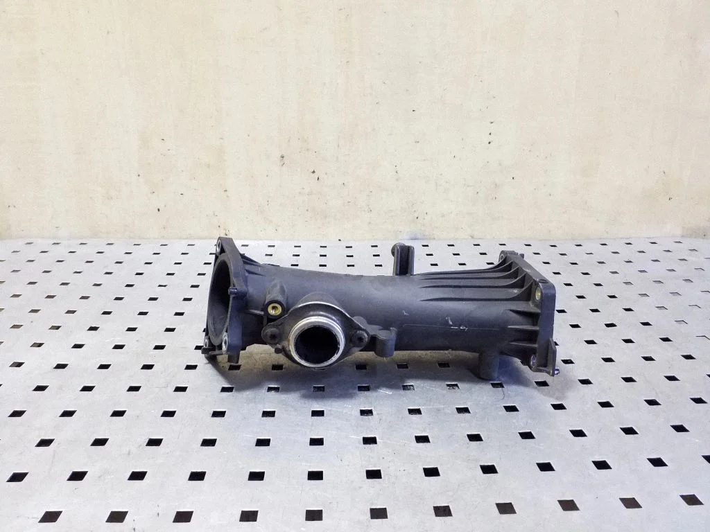 Intercooler hose/pipe 059145762AB