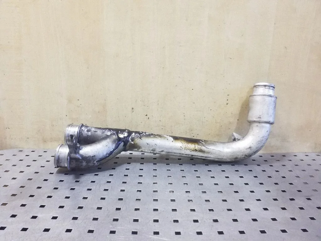 Intercooler hose/pipe 7P0145941
