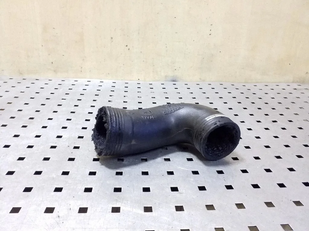 Intercooler hose/pipe 31338572