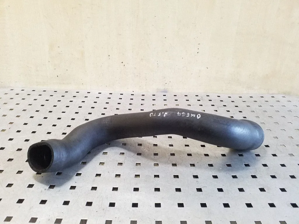 Intercooler hose/pipe