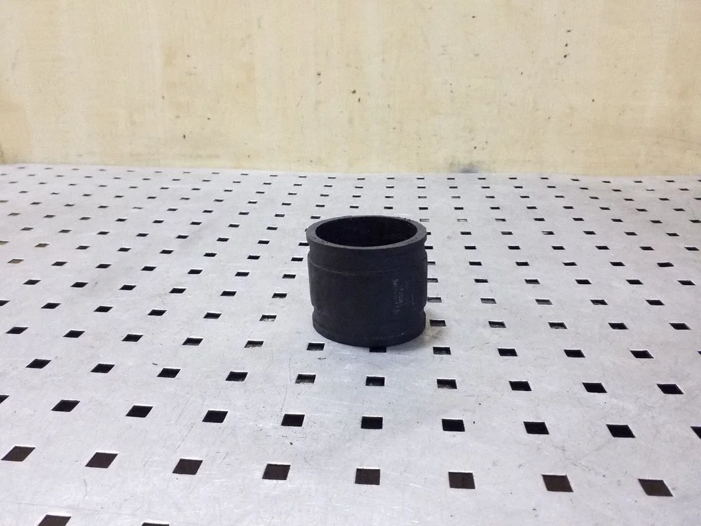 Vahejahuti voolik (-ud)/ toru (-d) 3A0145832