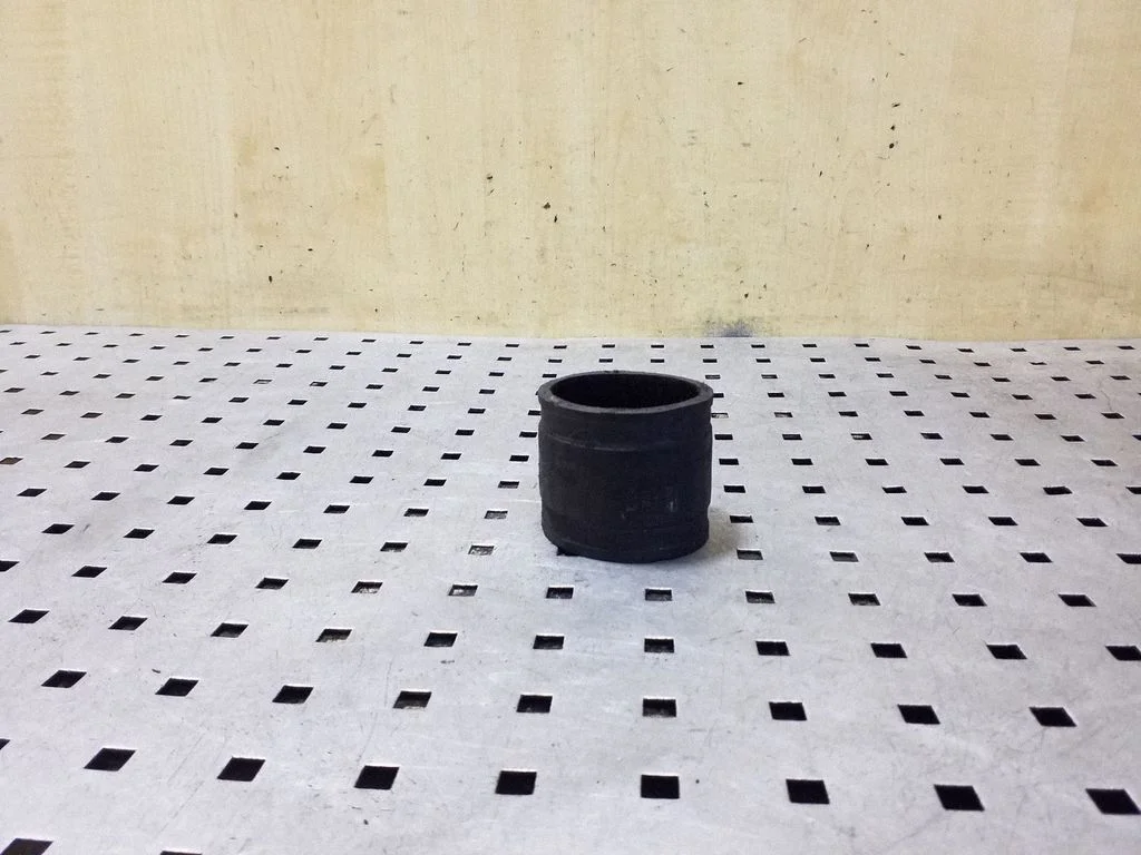 Vahejahuti voolik (-ud)/ toru (-d) 3A0145832